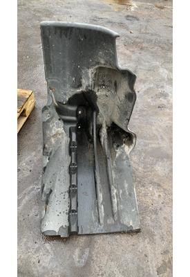 FREIGHTLINER CASCADIA 125BBC Inner Fender