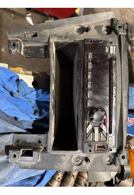 FREIGHTLINER CASCADIA 125BBC Radio