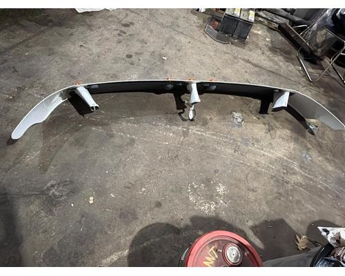 FREIGHTLINER CASCADIA 125BBC Sun Visor (External)