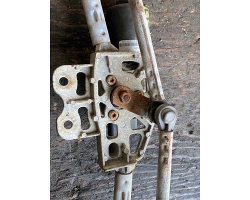 FREIGHTLINER CASCADIA 125BBC Wiper Motor, Windshield Transmission Linkage