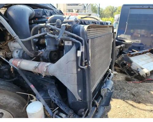  Freightliner Cascadia 125 AC Condensor #