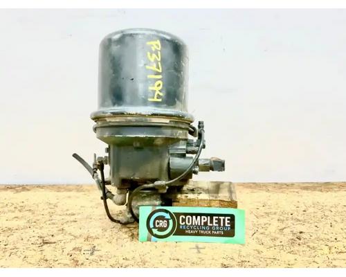  Freightliner Cascadia 125 Air Dryer #