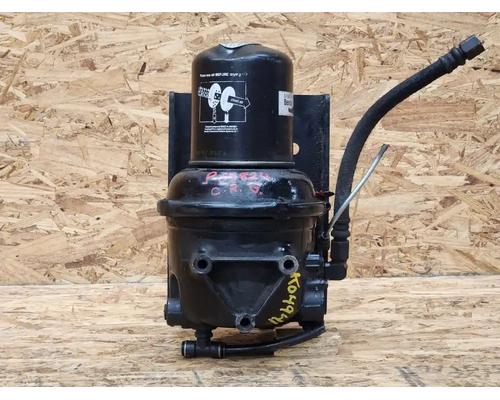  Freightliner Cascadia 125 Air Dryer #