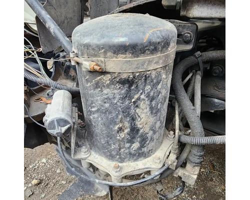  Freightliner Cascadia 125 Air Dryer #