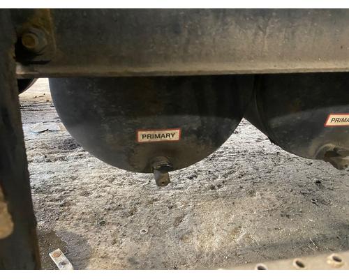  Freightliner Cascadia 125 Air Tank #