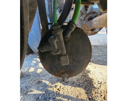  Freightliner Cascadia 125 Air Tank #