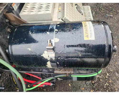 Freightliner Cascadia 125 Air Tank # Freightliner Cascadia 125 Air Tank #