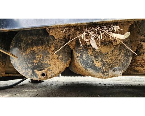  Freightliner Cascadia 125 Air Tank #