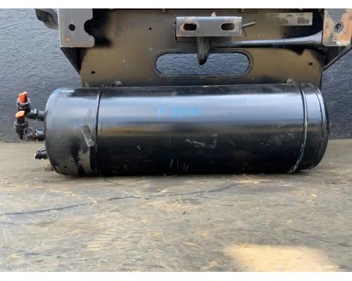  Freightliner Cascadia 125 Air Tank #