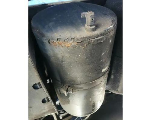  Freightliner Cascadia 125 Air Tank #