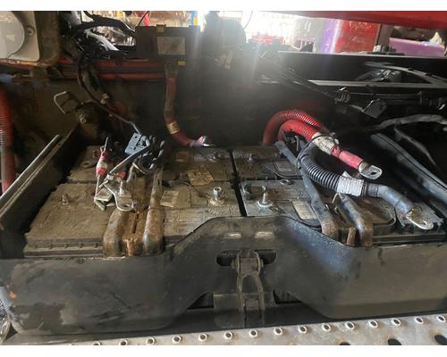 Freightliner Cascadia 125 Battery Box # Freightliner Cascadia 125 Battery Box #