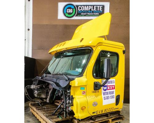  Freightliner Cascadia 125 Cab #