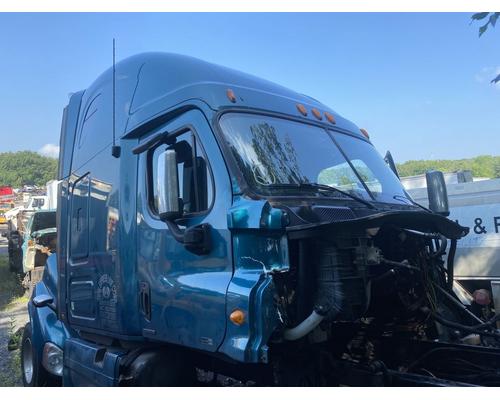  Freightliner Cascadia 125 Cab #