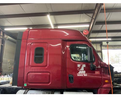  Freightliner Cascadia 125 Cab #