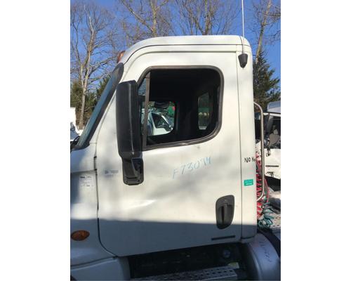  Freightliner Cascadia 125 Cab #