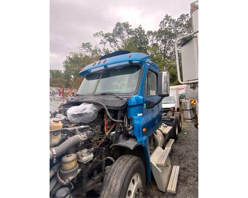  Freightliner Cascadia 125 Cab #