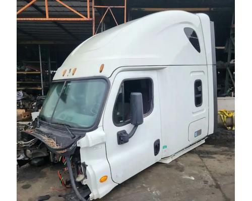  Freightliner Cascadia 125 Cab #