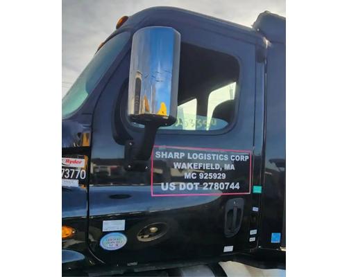  Freightliner Cascadia 125 Cab #