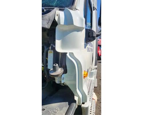 Freightliner Cascadia 125 Cowl #