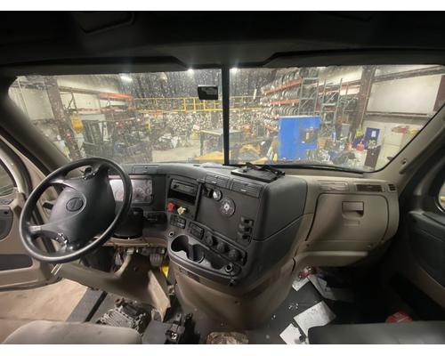  Freightliner Cascadia 125 Dash Assembly #