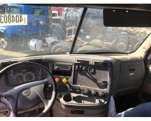  Freightliner Cascadia 125 Dash Assembly #