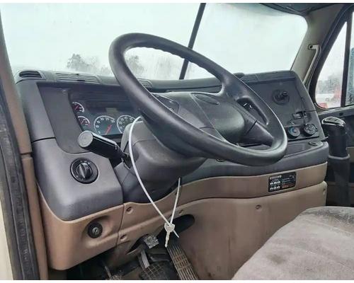  Freightliner Cascadia 125 Dash Assembly #