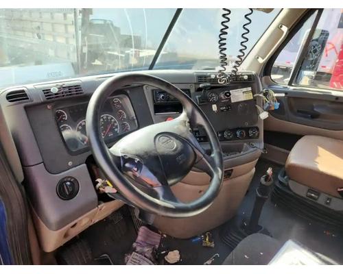  Freightliner Cascadia 125 Dash Assembly #
