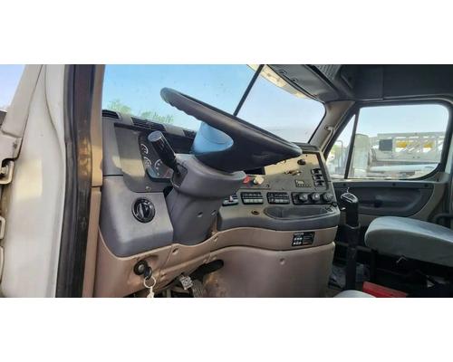 Freightliner Cascadia 125 Dash Assembly # Freightliner Cascadia 125 Dash Assembly #
