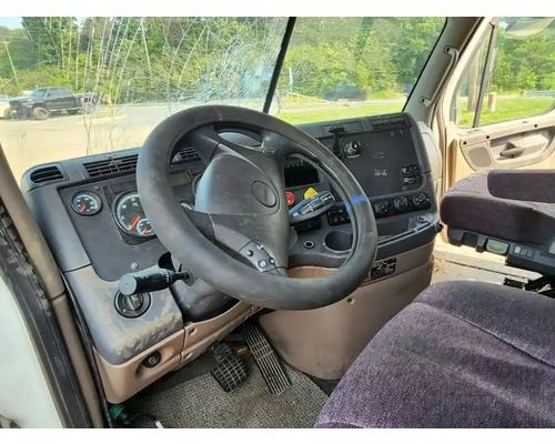 Freightliner Cascadia 125 Dash Assembly # Freightliner Cascadia 125 Dash Assembly #