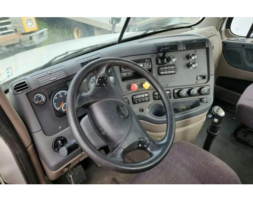  Freightliner Cascadia 125 Dash Assembly #