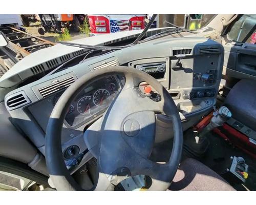 Freightliner Cascadia 125 Dash Assembly # Freightliner Cascadia 125 Dash Assembly #