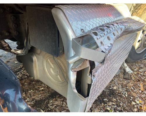  Freightliner Cascadia 125 DPF - Diesel Particulate Filter #