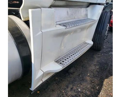  Freightliner Cascadia 125 DPF - Diesel Particulate Filter #