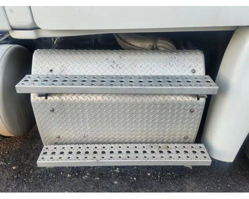  Freightliner Cascadia 125 DPF - Diesel Particulate Filter #