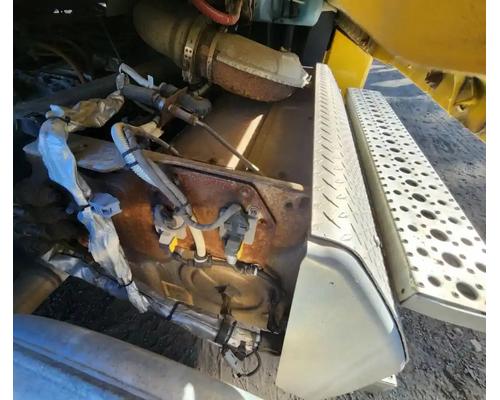  Freightliner Cascadia 125 DPF - Diesel Particulate Filter #