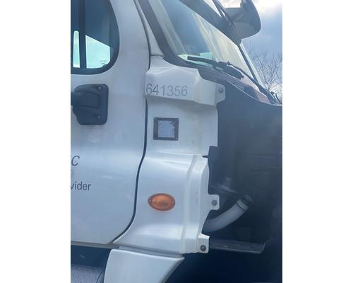 Freightliner Cascadia 125 Fender Extension # Freightliner Cascadia 125 Fender Extension #