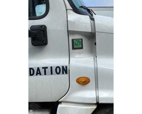 Freightliner Cascadia 125 Fender Extension #