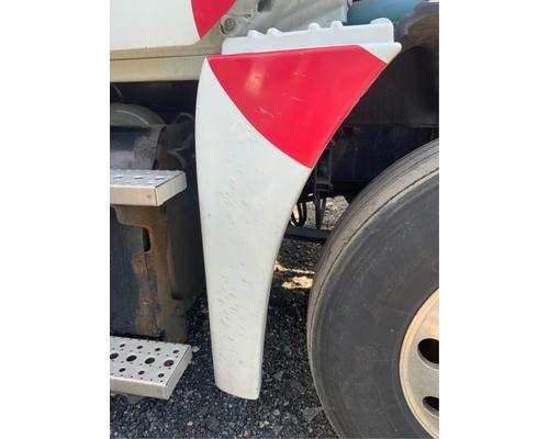 Freightliner Cascadia 125 Fender Extension # Freightliner Cascadia 125 Fender Extension #
