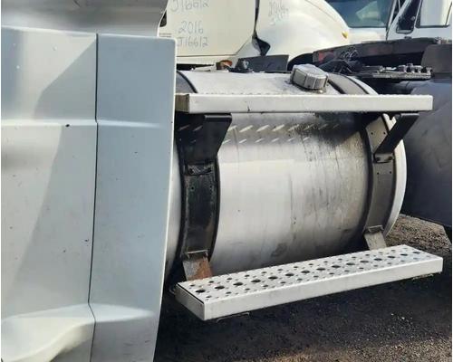 Freightliner Cascadia 125 Fuel Tank #