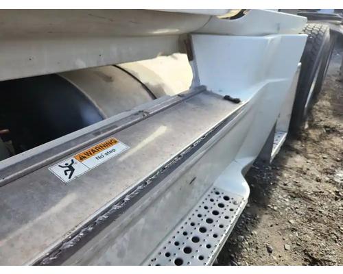  Freightliner Cascadia 125 Fuel Tank #