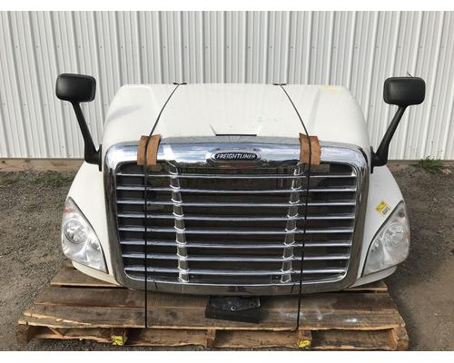  Freightliner Cascadia 125 Hood #