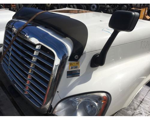  Freightliner Cascadia 125 Hood #