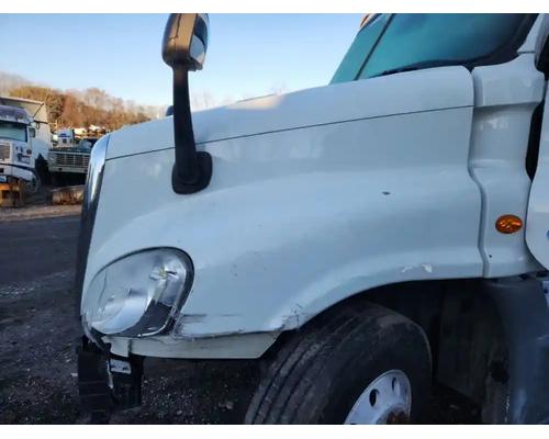  Freightliner Cascadia 125 Hood #