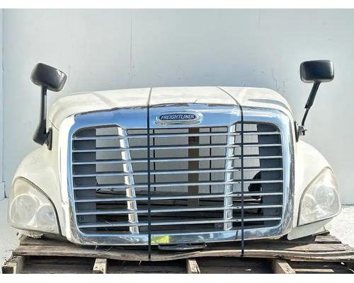  Freightliner Cascadia 125 Hood #