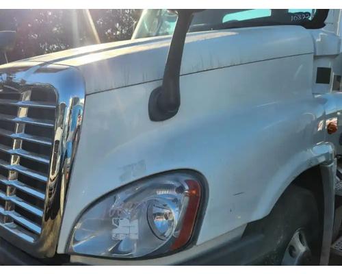  Freightliner Cascadia 125 Hood #