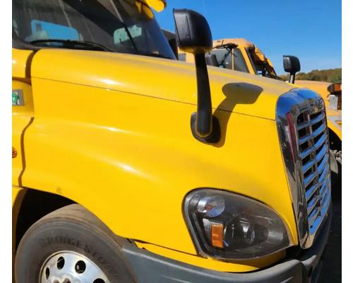 Freightliner Cascadia 125 Hood #