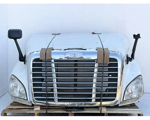  Freightliner Cascadia 125 Hood #