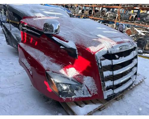  Freightliner Cascadia 125 Hood #