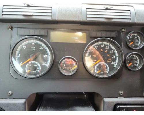  Freightliner Cascadia 125 Instrument Cluster #