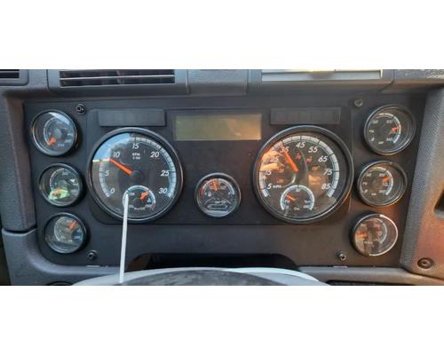  Freightliner Cascadia 125 Instrument Cluster #